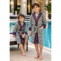 حوله پالتویی برق لامع طرح کودک مدل آوا سایز 70